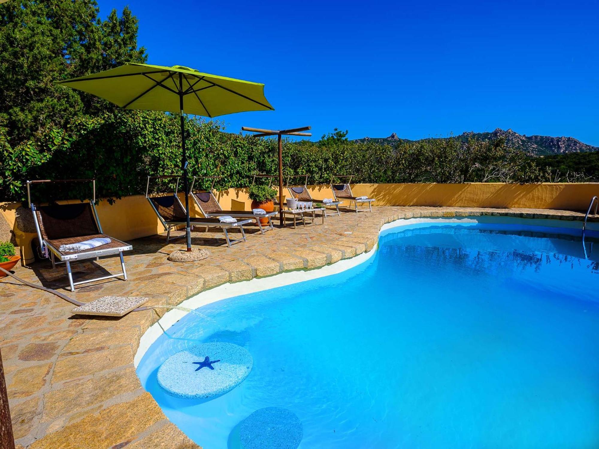 Sardinia Family Villas - Villa Nina With Private Pool Abbiadori Eksteriør billede